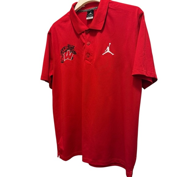 Jordan Polo Shirt Classic,with a lion and the Wisconsin logo, in new conditions - Picture 11 of 14